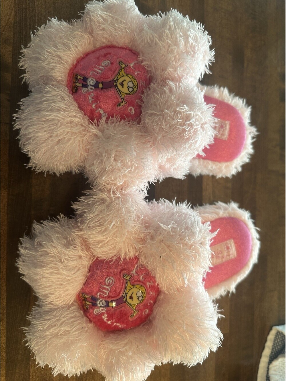 Lizzie McGuire Slippers Kids Size 11-12 Pink Fuzzy Nickelodeon Hillary Duff Rare